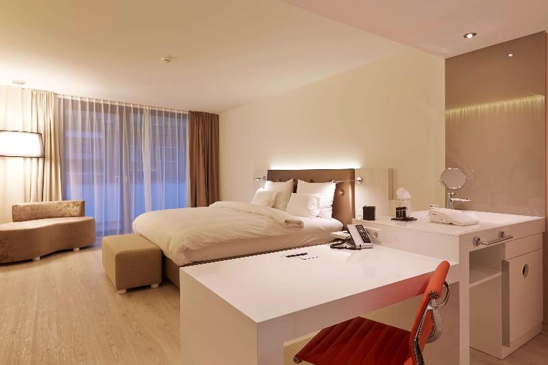 elaya hotel kleve, Trademark Collection by Wyndham - Oda