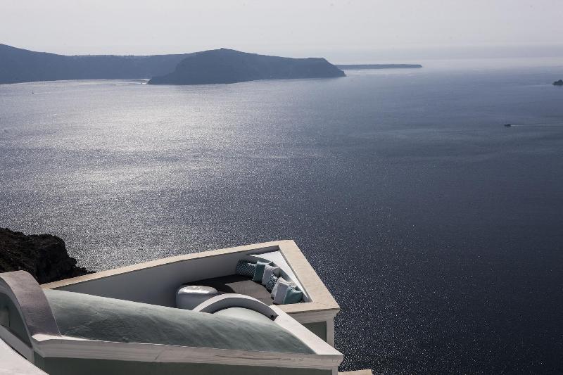 Andronikos Santorini - Genel