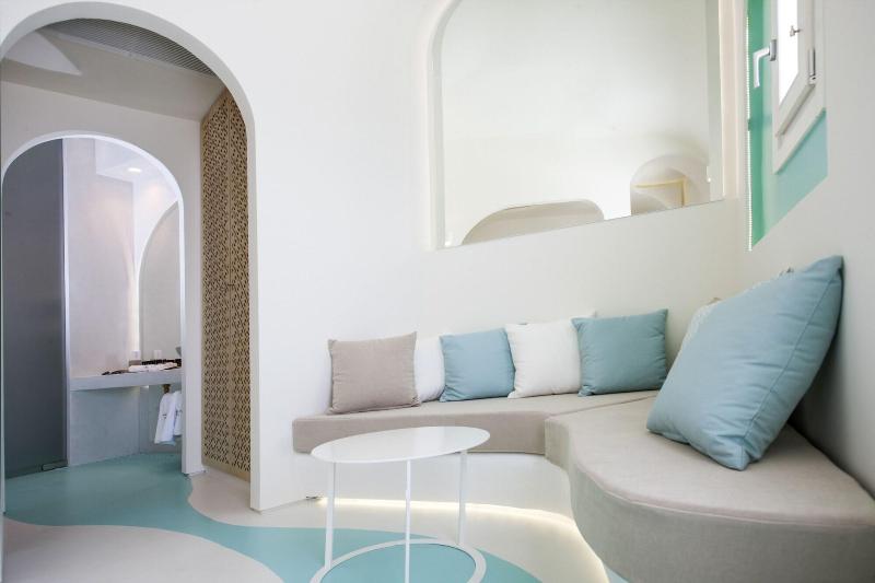 Andronikos Santorini - Oda