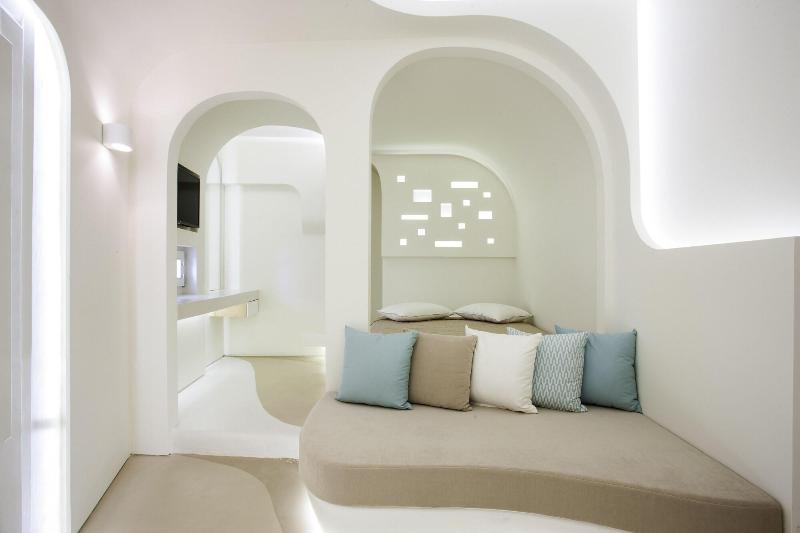 Andronikos Santorini - Oda