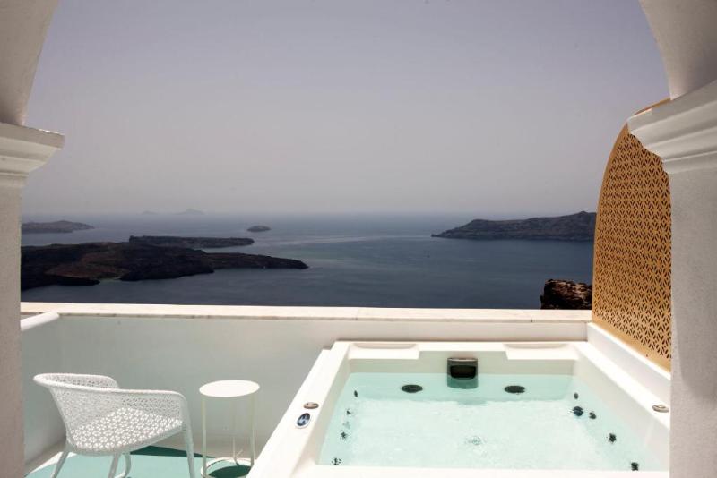 Andronikos Santorini - Oda