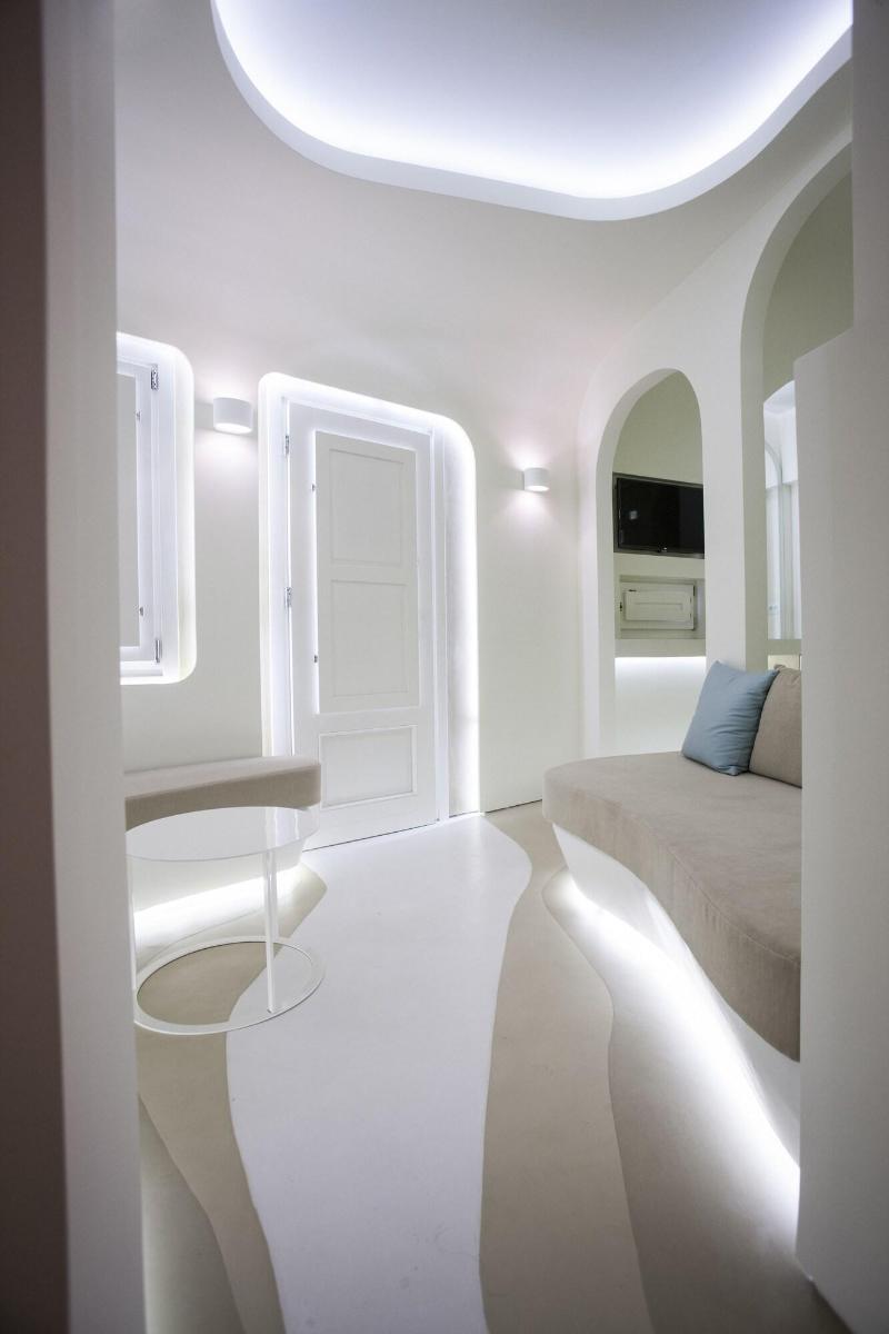 Andronikos Santorini - Oda