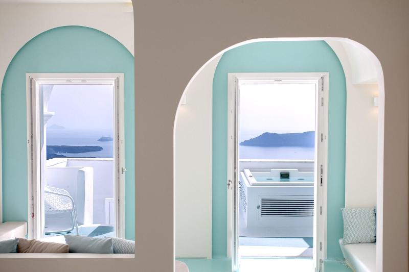 Andronikos Santorini - Oda