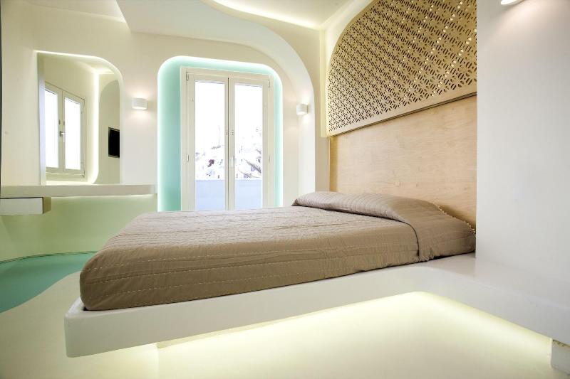 Andronikos Santorini - Oda