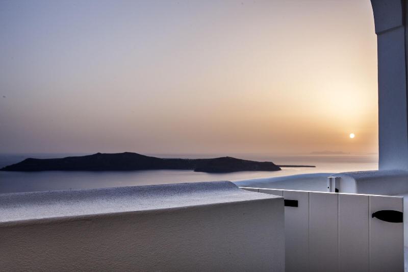 Andronikos Santorini - Oda