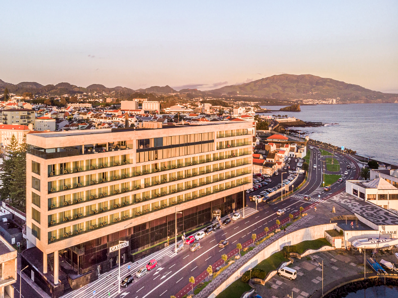 Octant Ponta Delgada - Genel