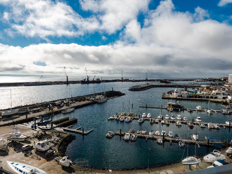 Octant Ponta Delgada - Genel