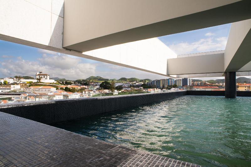 Octant Ponta Delgada - Genel