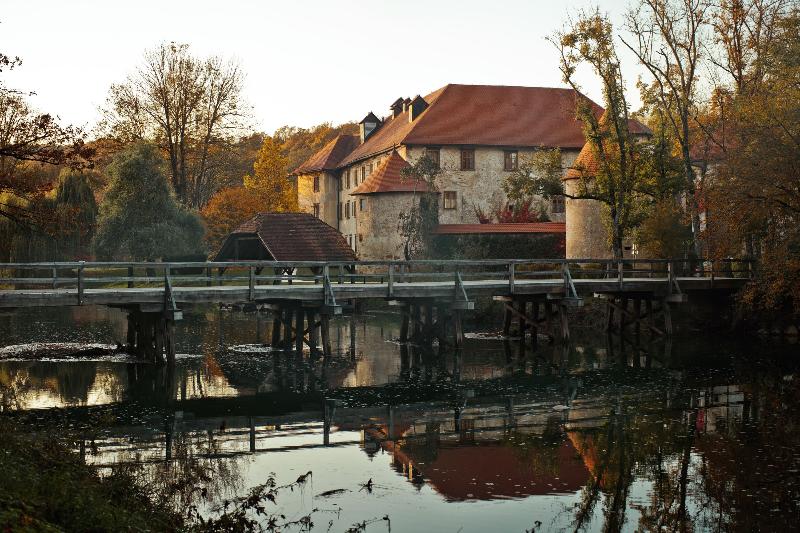 Hotel Grad Otocec - Relais Chateaux - Genel