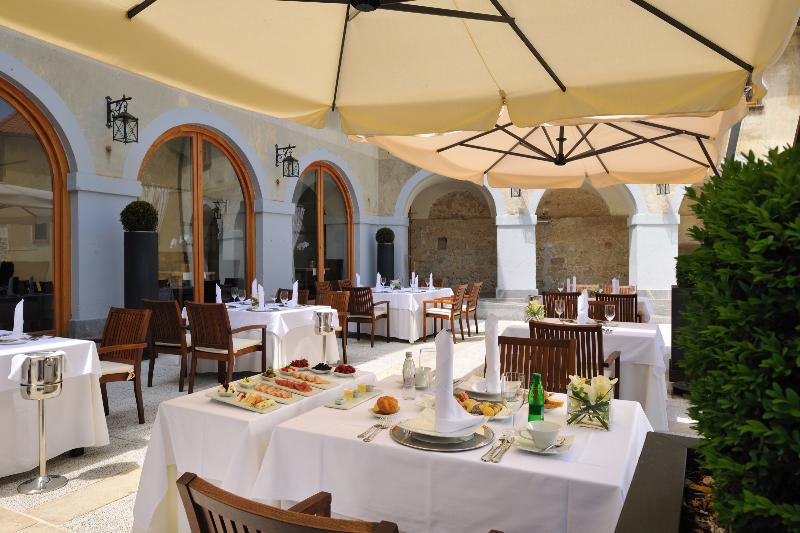 Hotel Grad Otocec - Relais Chateaux - Restoran