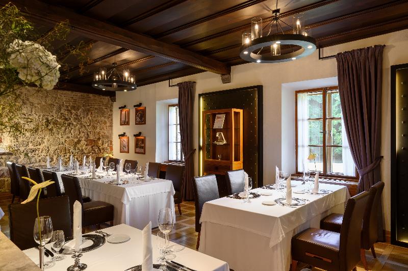 Hotel Grad Otocec - Relais Chateaux - Restoran