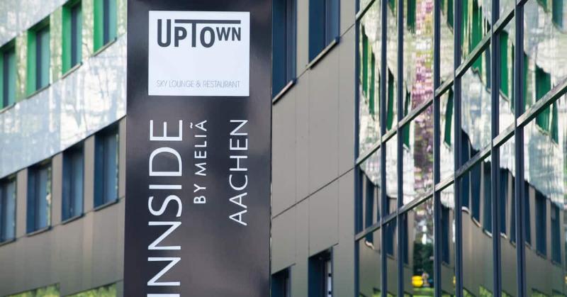 Innside by Melia Aachen - Genel