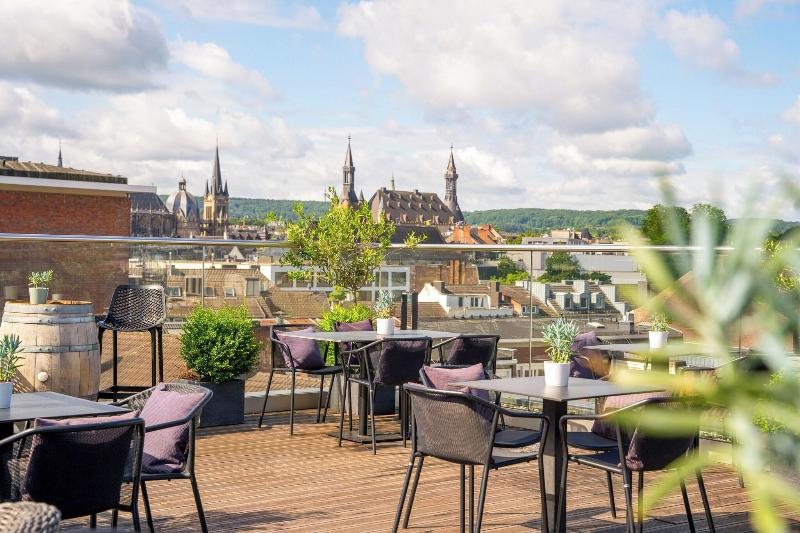Innside by Melia Aachen - Teras