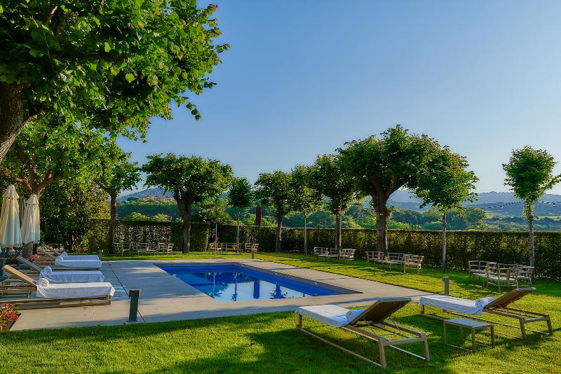 Hotel Arrey Alella - Havuz