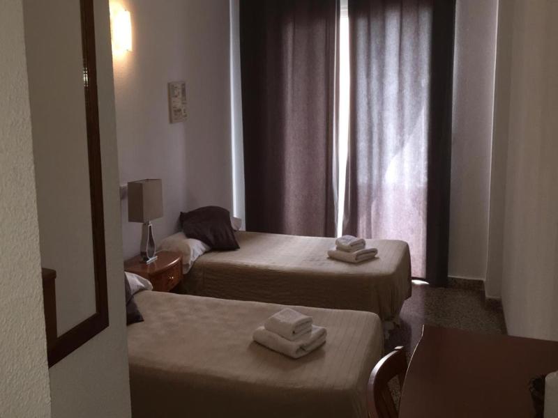 The Hostal Tierramar - Oda
