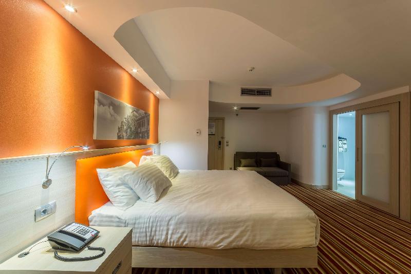Hampton By Hilton Iasi - Oda
