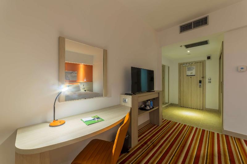 Hampton By Hilton Iasi - Oda