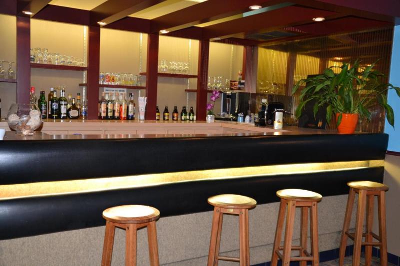 The Originals Access, Hôtel Figeac - Bar
