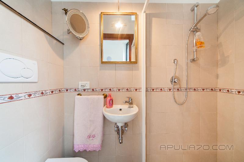 Apulia 70 Holidays - Oda
