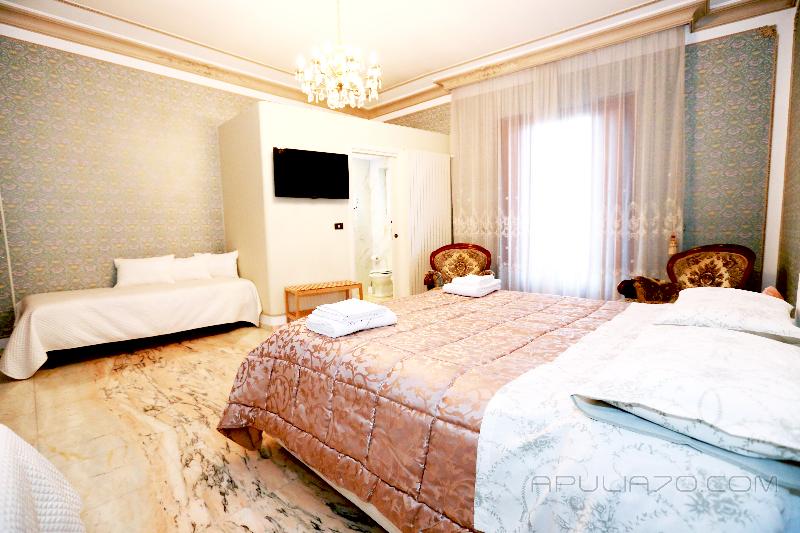 Apulia 70 Holidays - Oda