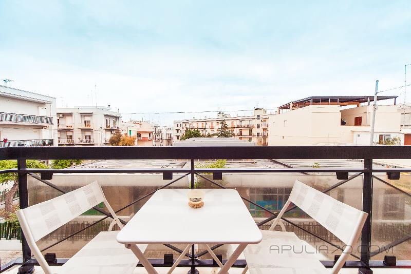 Apulia 70 Holidays - Oda