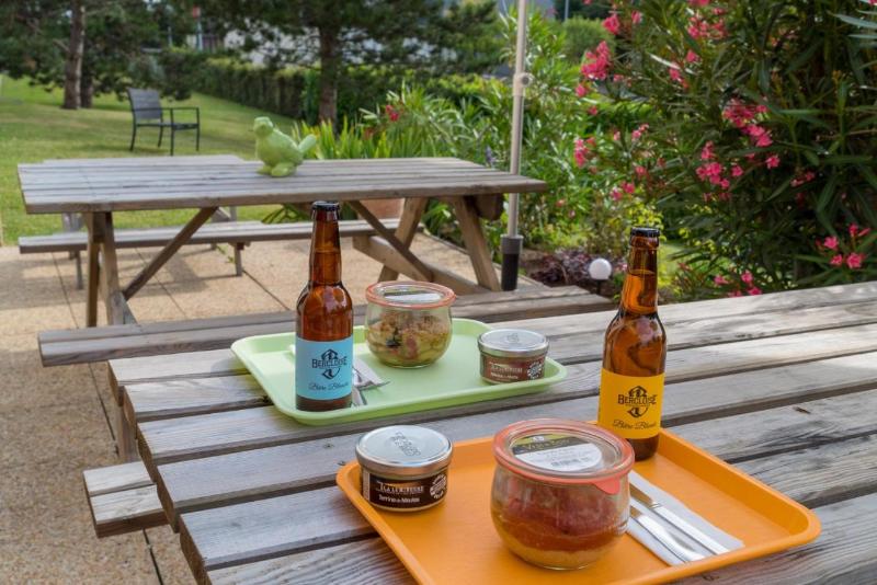 Hotel Recouvrance Saintes - Teras