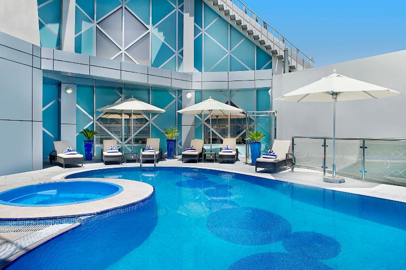 City Seasons Towers Dubai - Havuz
