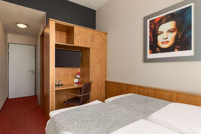 DORMERO Express Hotel Passau - Oda