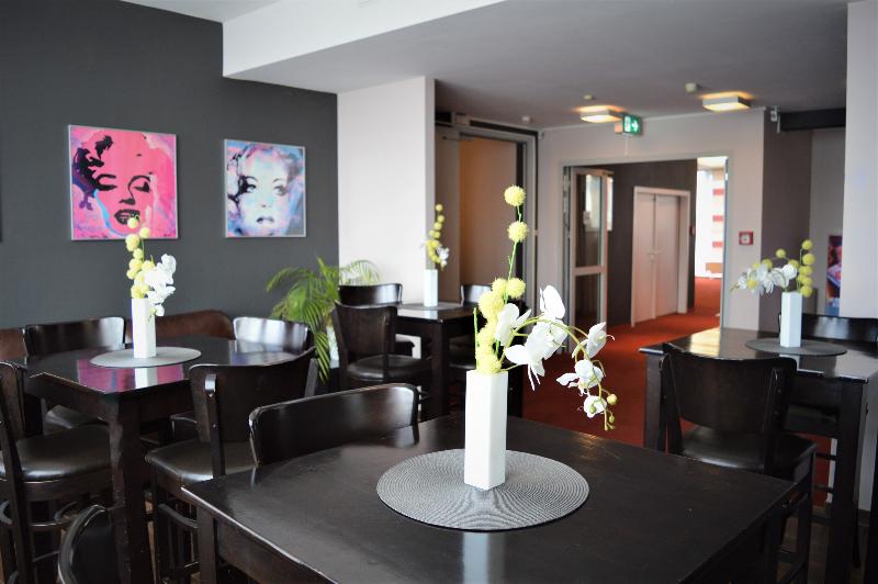 DORMERO Express Hotel Passau - Restoran
