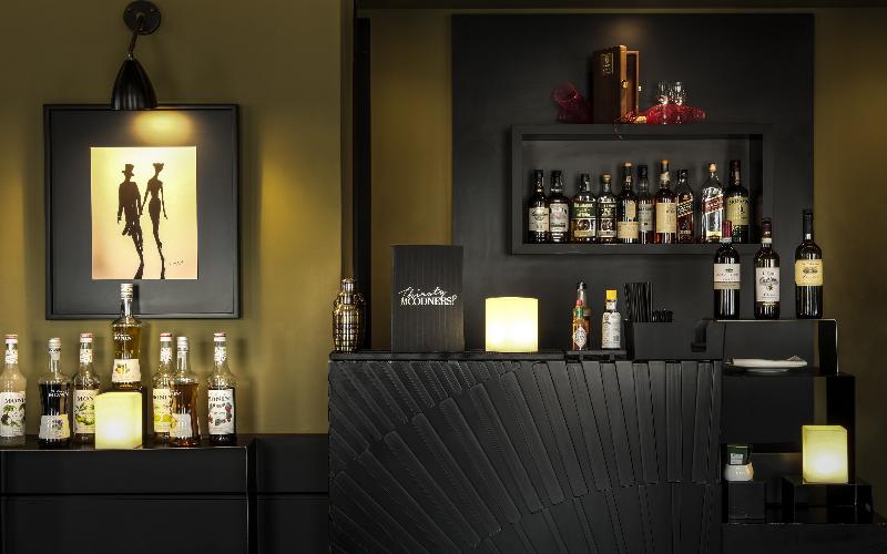 The Glam - Bar