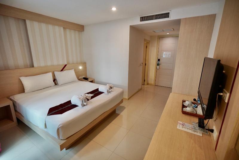 Sun Sea Sand Hotel Patong - Oda