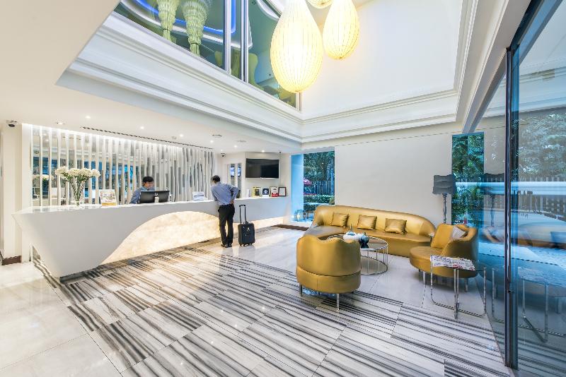 Le Tada Parkview Hotel - Lobi