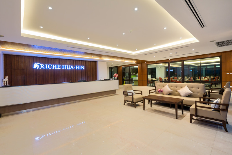 Riche Hua Hin Hotel - Lobi