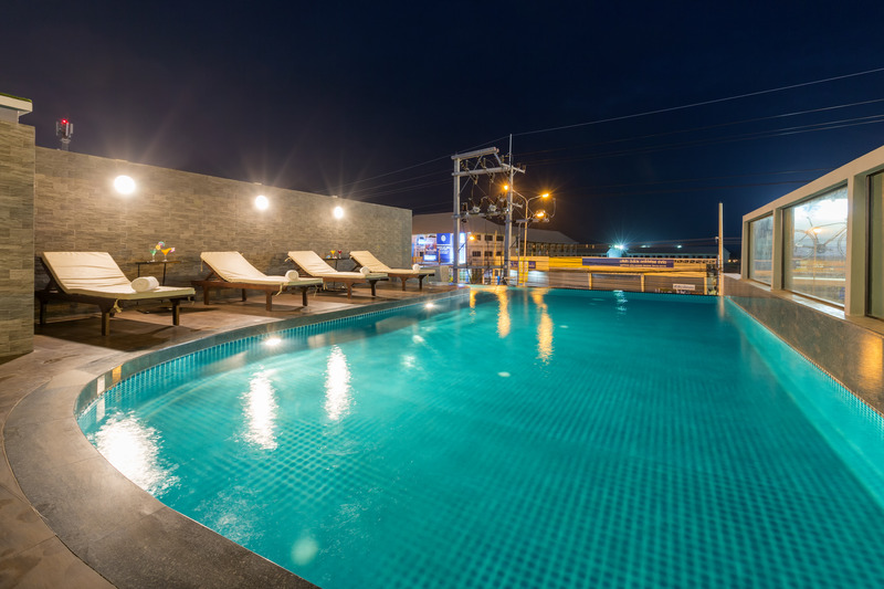 Riche Hua Hin Hotel - Havuz