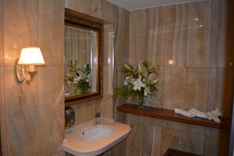 Lot Boutique Hotel - Oda
