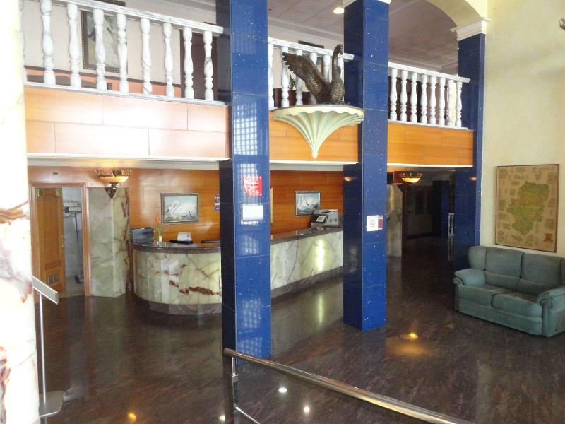 Hotel El Cisne - Lobi