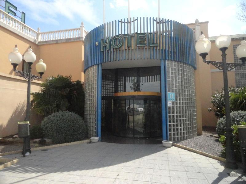 Hotel El Cisne - Genel