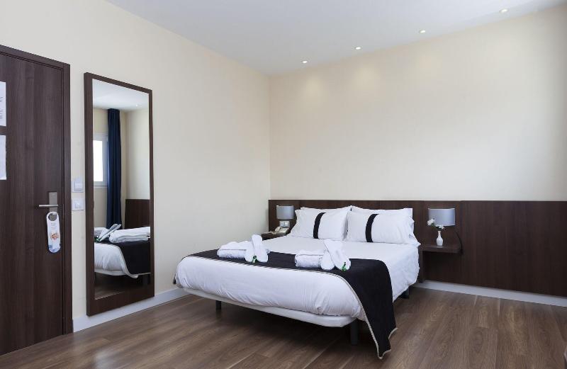 Hotel Olympia Universidades - Oda