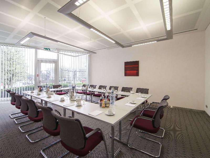 Webers Hotel im Ruhrturm Essen by Accor - Toplantı