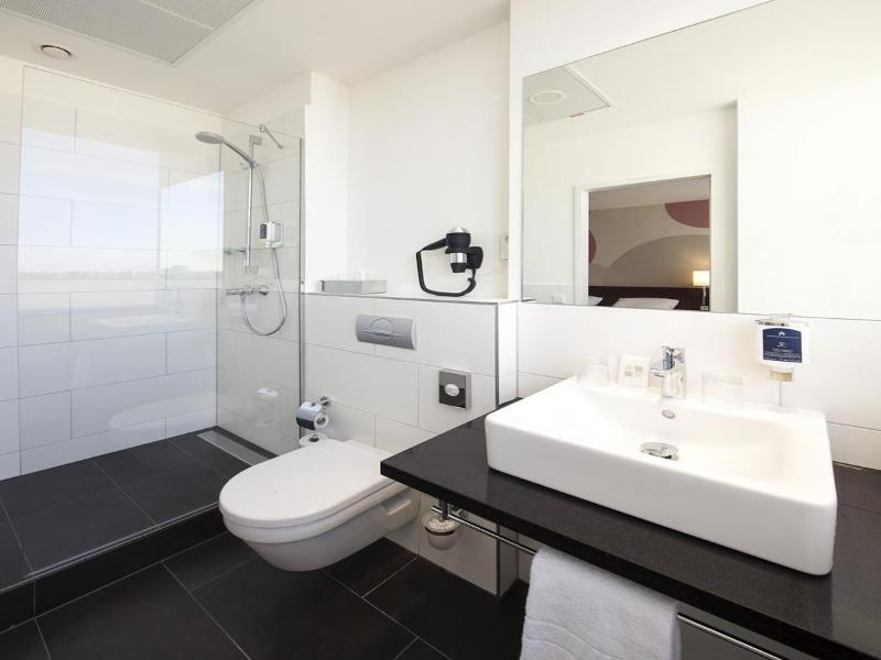 Webers Hotel im Ruhrturm Essen by Accor - Oda