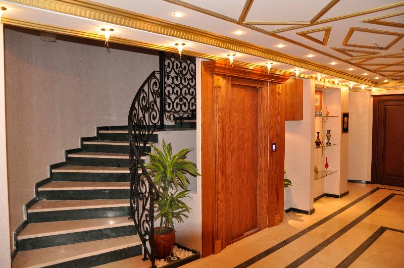 Aruna Hotel - Lobi