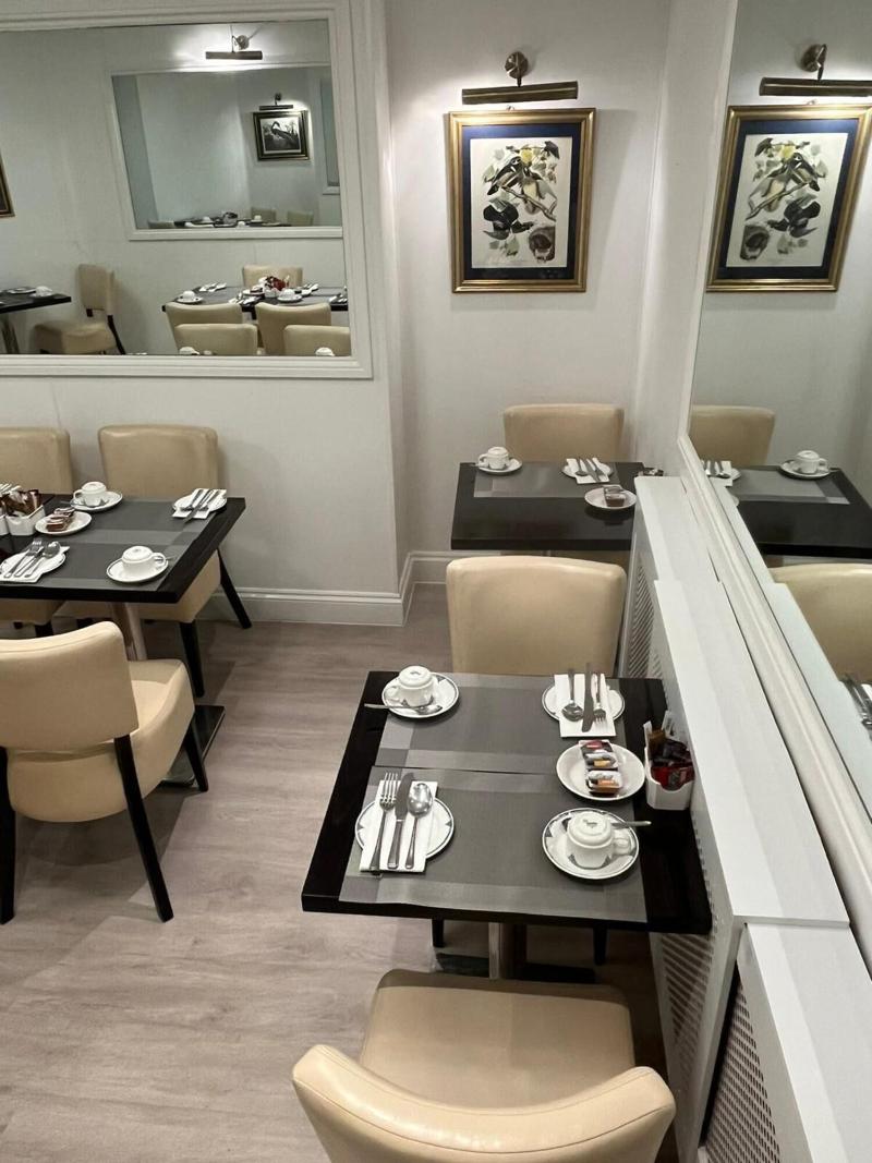 Hotel La Place - Restoran