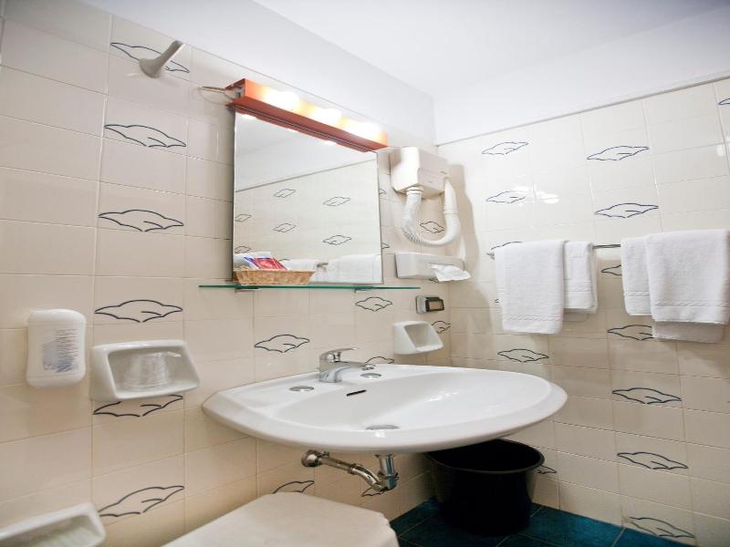 Moderno Hotel - Oda