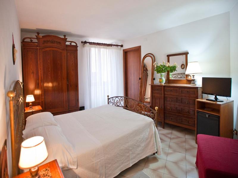 Moderno Hotel - Oda