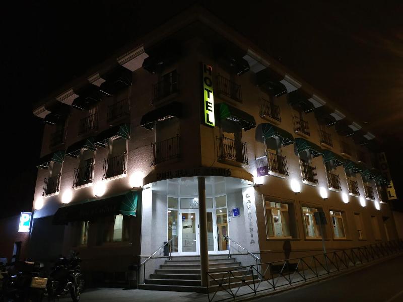Hotel Real De Castilla - Genel