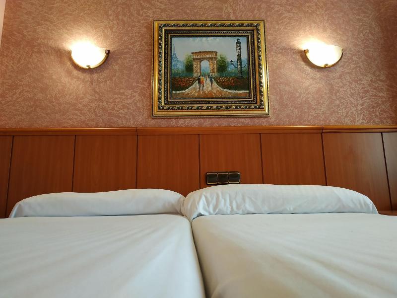 Hotel Real De Castilla - Oda