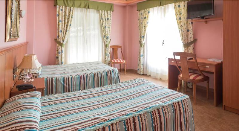 Hotel Real De Castilla - Oda