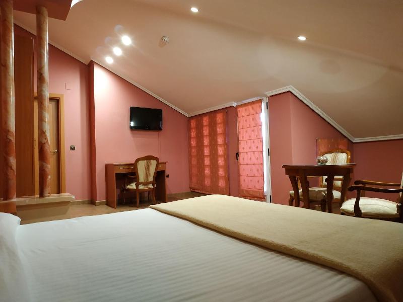 Hotel Real De Castilla - Oda