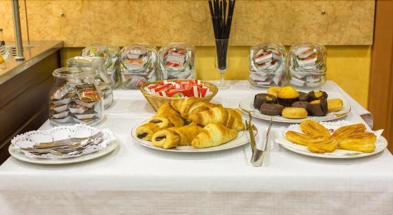 Hotel Real De Castilla - Restoran