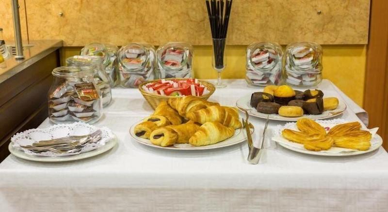 Hotel Real De Castilla - Restoran